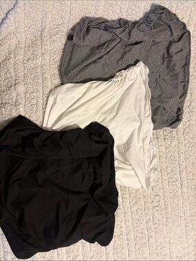 3-Pack Plus size women’s crop tube tank. Black, White, and Gray. NEW no tags